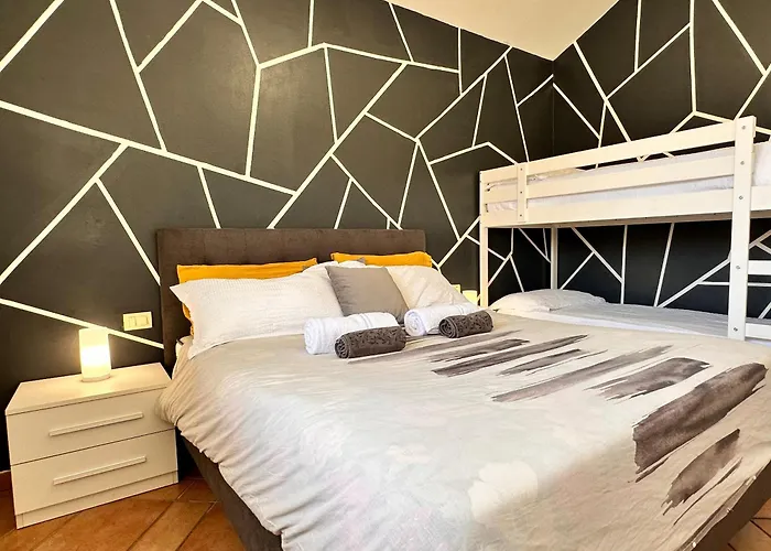 Apartman Quadrilocale 3 Camere, Terrazzo, Garage, In Centro